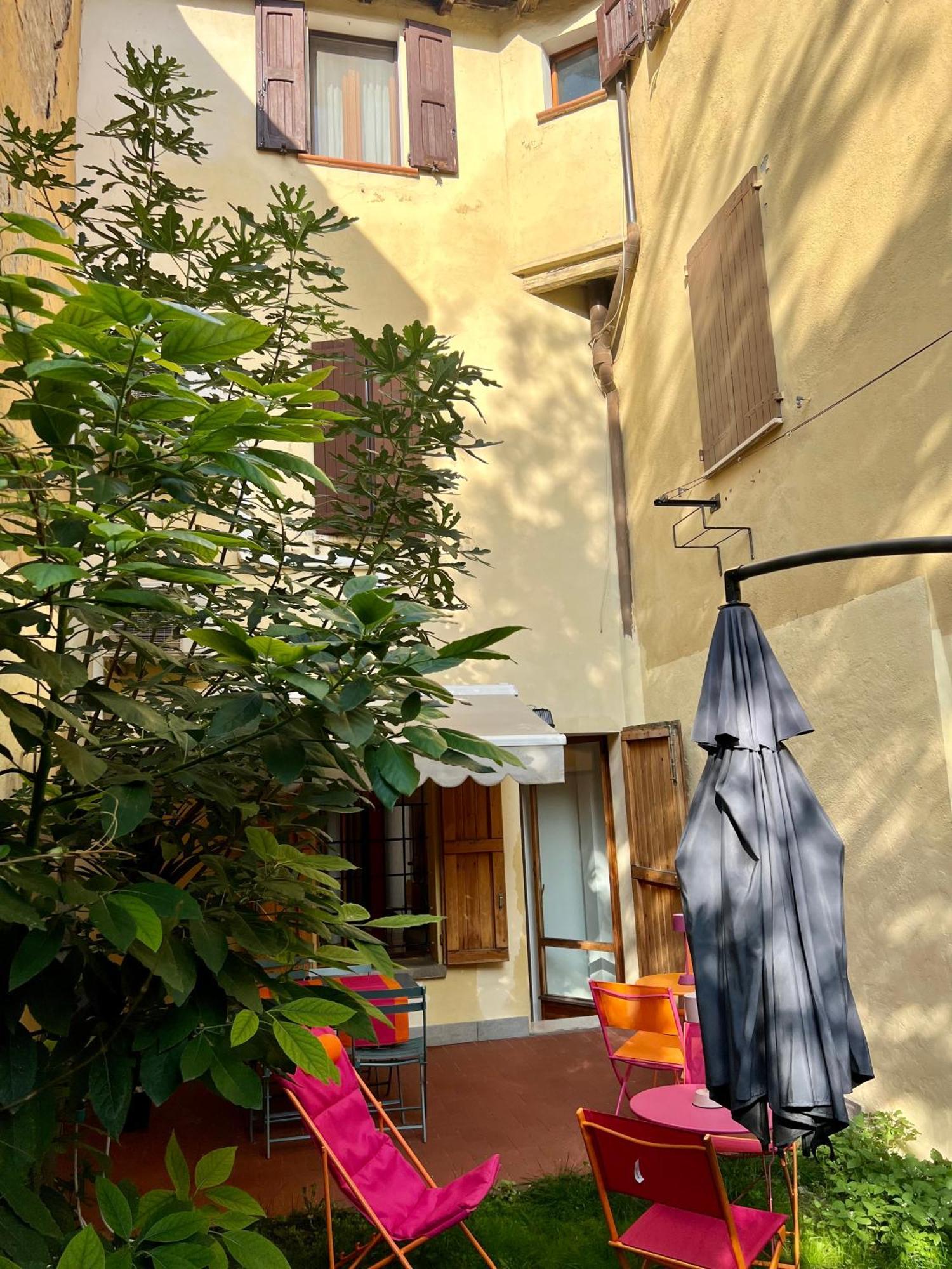 Teagarden Centro Storico Bologna Lägenhet Exteriör bild